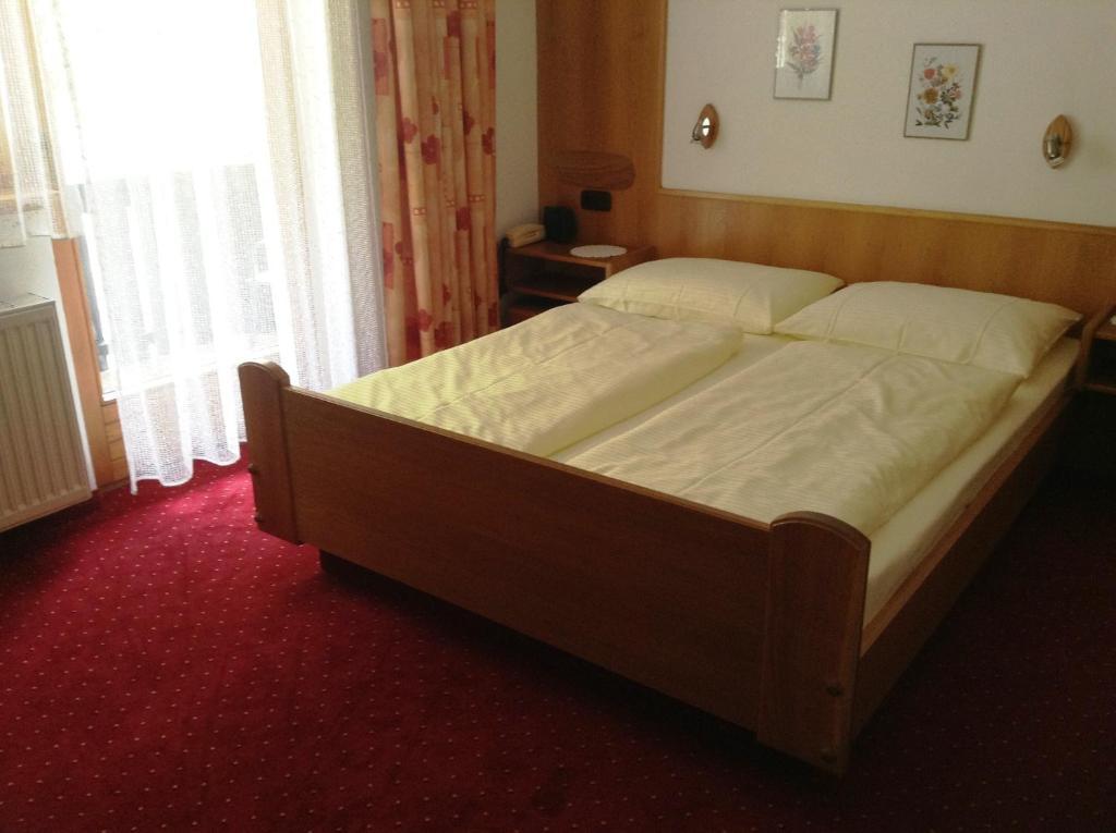 Hotel Rupertihaus Heiligenblut Quarto foto